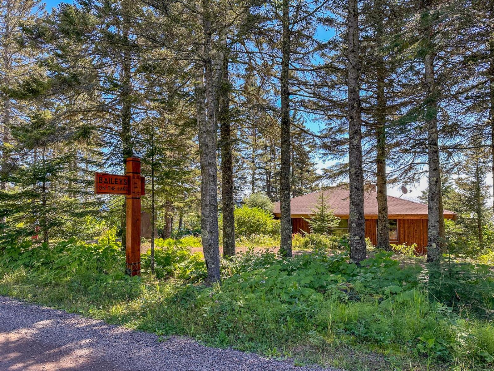 Baileys On The Lake By Cascade Vacation Rentals 卢森 外观 照片